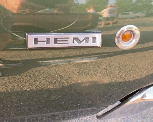 The word Hemi on a 1968 Dodge car