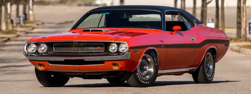 1970 Dodge Challenger RT SE with a 440 Six Pack sold for 7000